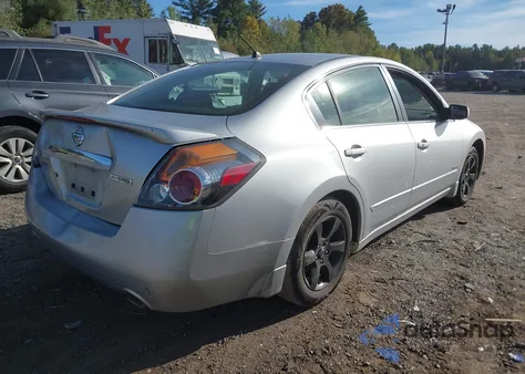 2009 Nissan Altima Hybrid from USA, damaged, VIN 1N4CL21EX9C153318